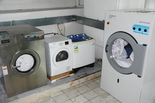 Al Waleed Tower Hotel image 35