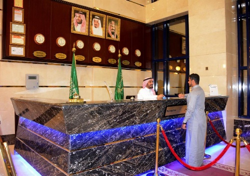 Al Waleed Tower Hotel image 39