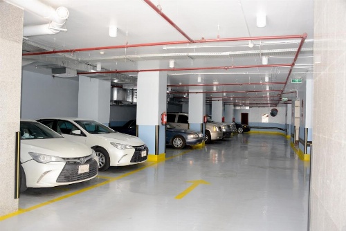 Al Waleed Tower Hotel image 41